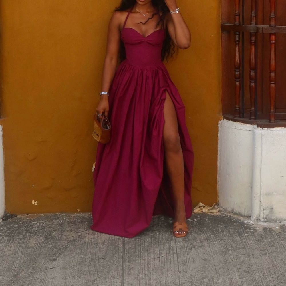 CIAR NG Elegant Magenta Halter Maxi Dress